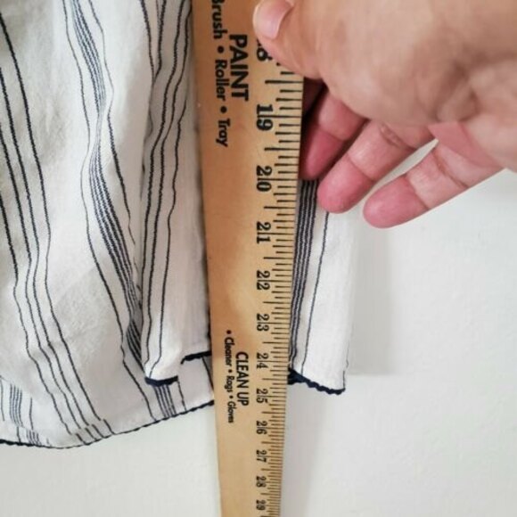 Express Top XS White Striped Floral Embroidered Boho Tunic Coastal Beach Casual - Picture 9 of 9